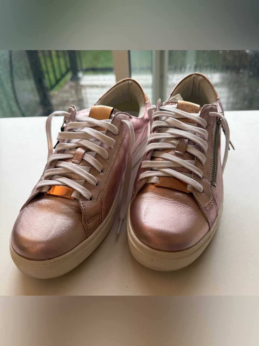 Metallic Rose Gold Low-Top Women's Sneakers